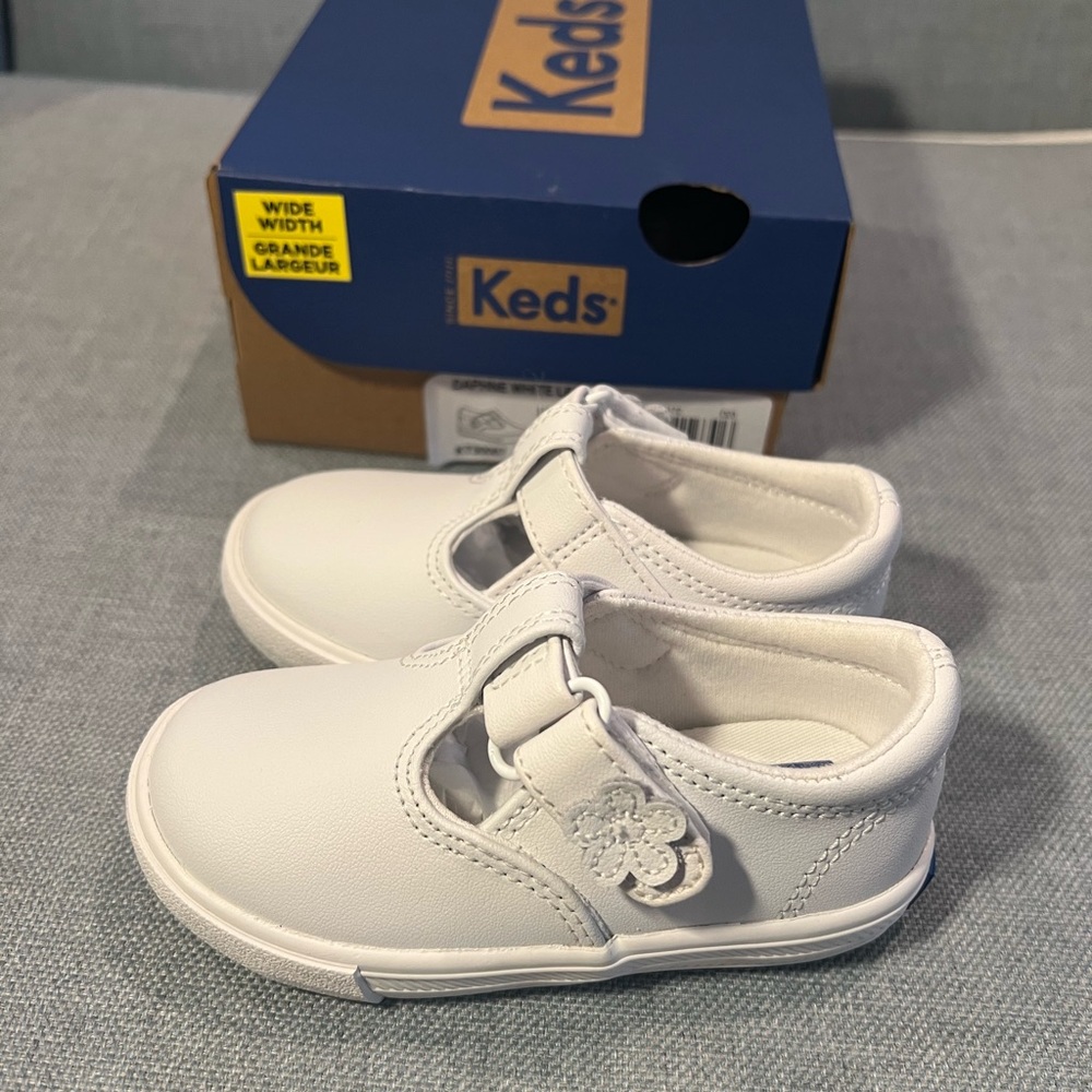 Keds Daphne TStrap Leather Toddler Shoe NWT